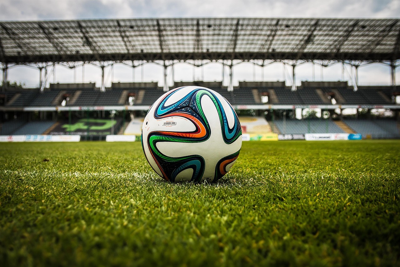 サッカーのACLにおける問題の原因とその理由は？