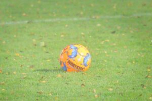 プロサッカー選手がACLを予防するための体幹トレーニングとは？