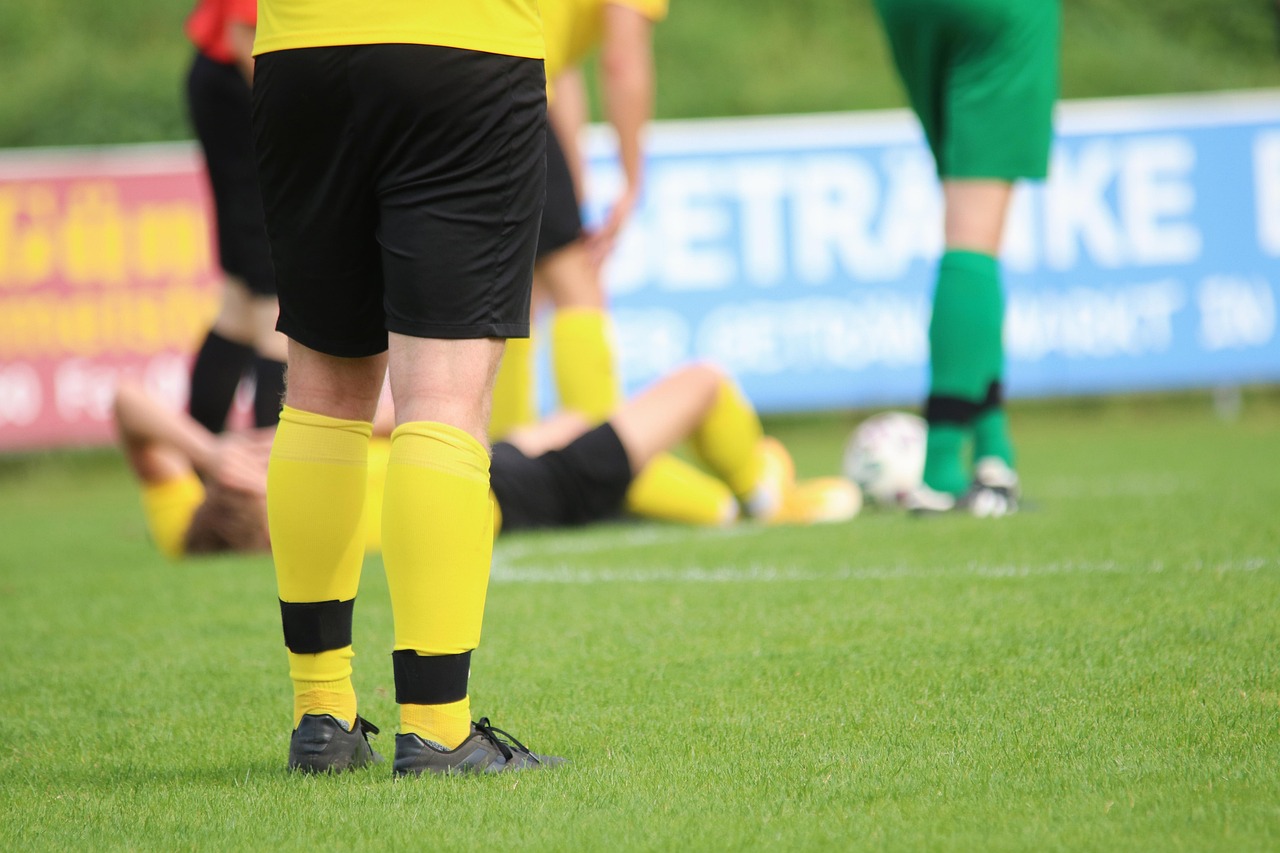 中学生がサッカーで膝の怪我を予防するためのポイントは？