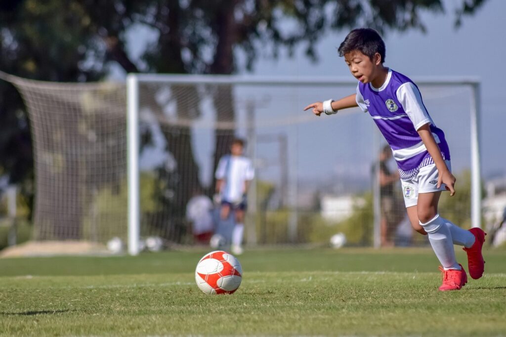 サッカーでのACL断裂の体験談を通じて学んだことは？